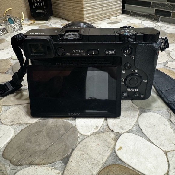 Sony a6000 Camera - Picture 8 of 8